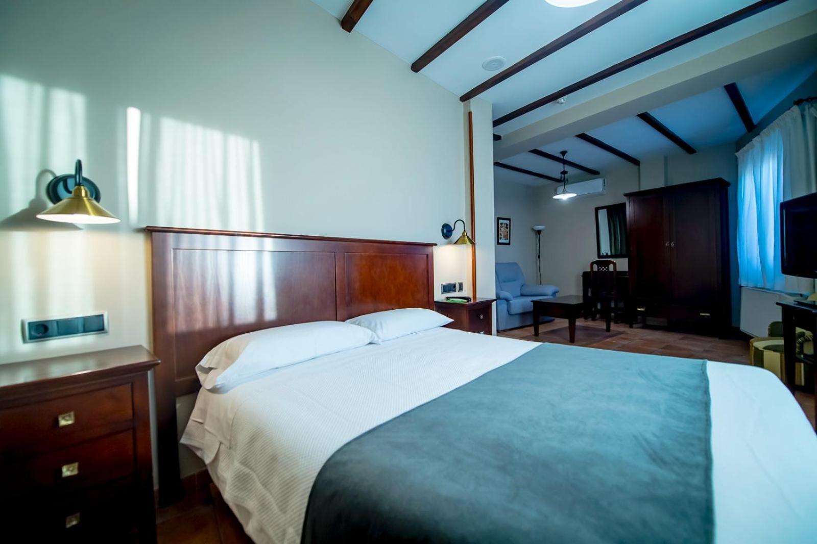 Hotel Tharsis Cazorla Exterior photo